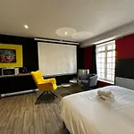Apartament Loft Spa Lumineux Jacuzzi Prive Ecran Cinema Roubaix