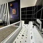 Loft Spa Lumineux Jacuzzi Prive Ecran Cinema