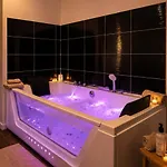 Loft Spa Lumineux Jacuzzi Prive Ecran Cinema Apartament *
