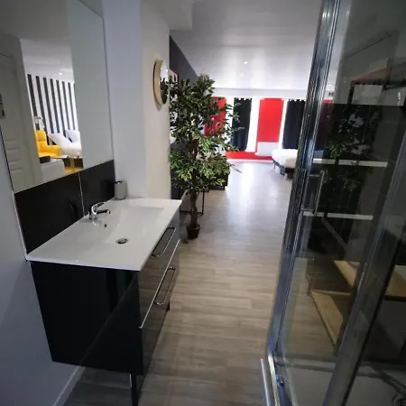 Design #6#- Jacuzzi Et Netflix-self Check-in Apartment *