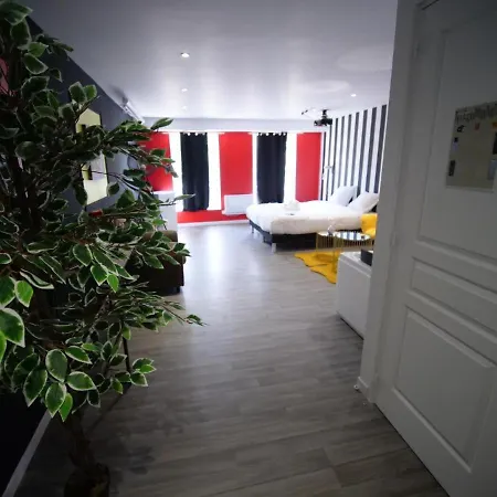 Design #6#- Jacuzzi Et Netflix-self Check-in *