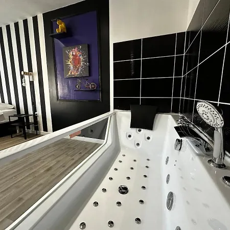 Design #6#- Jacuzzi Et Netflix-self Check-in