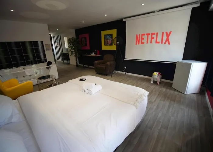 Design #6#- Jacuzzi Et Netflix-self Check-in Appartement